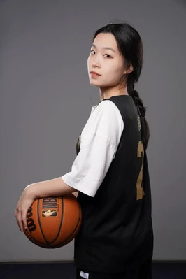 如何调整分卫的心理状态以应对比赛压力_0